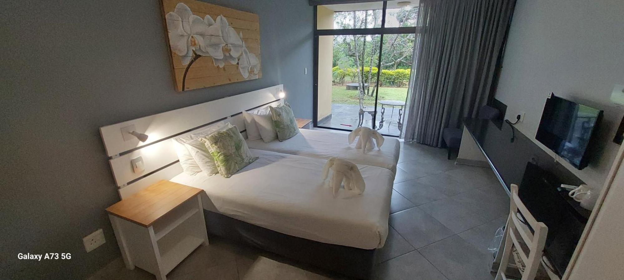 Elephant Lake Hotel Saint Lucia Estuary Екстериор снимка